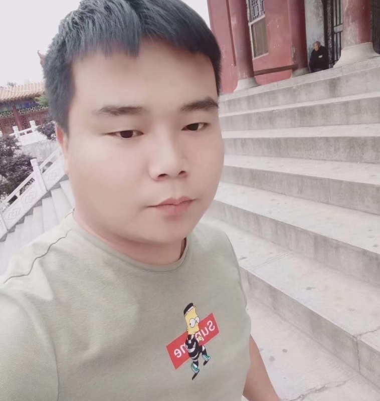 无邪的第一张照片--郧西上门女婿服务网